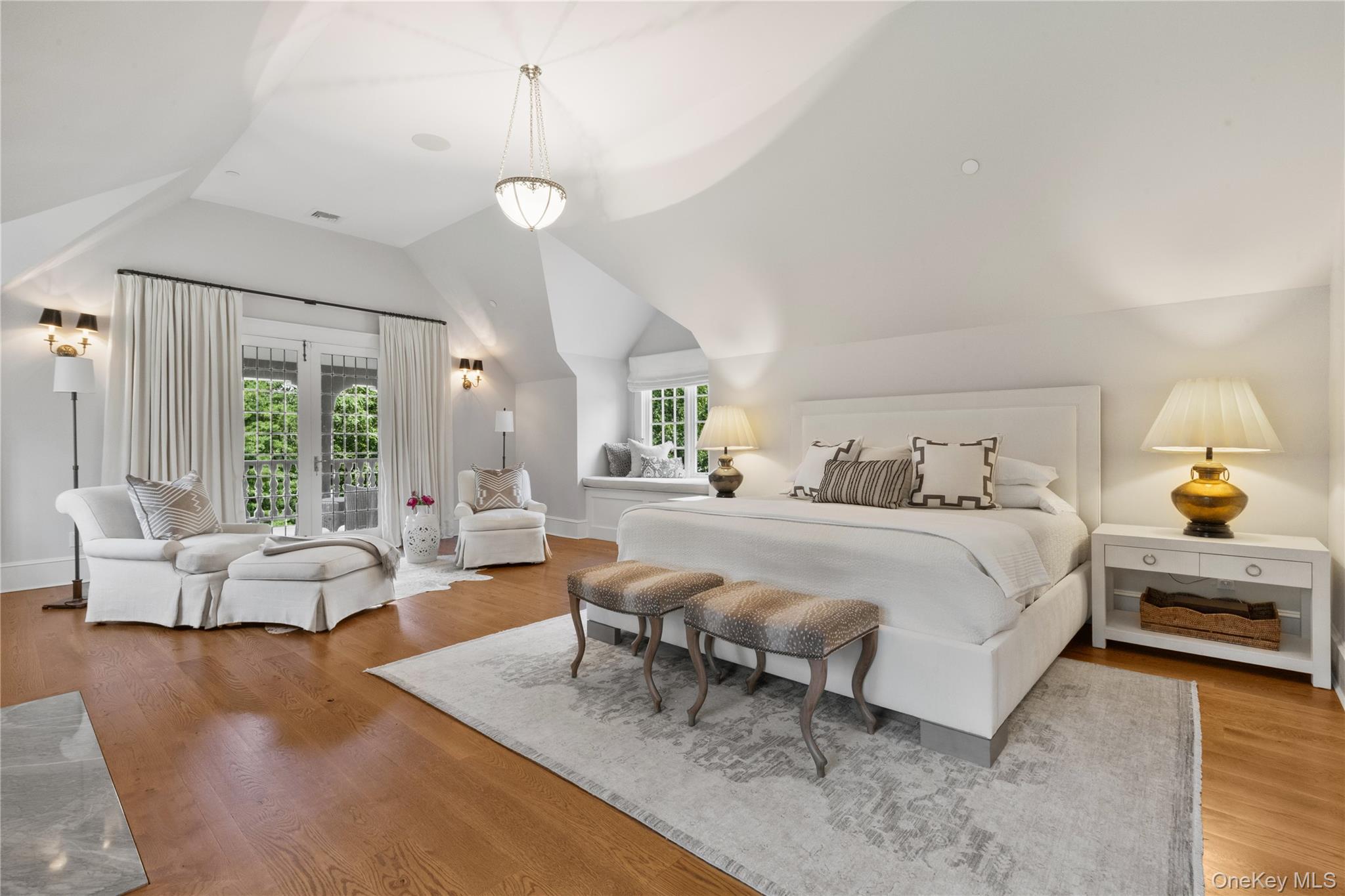 4 Commodore Avenue Property Photo 19