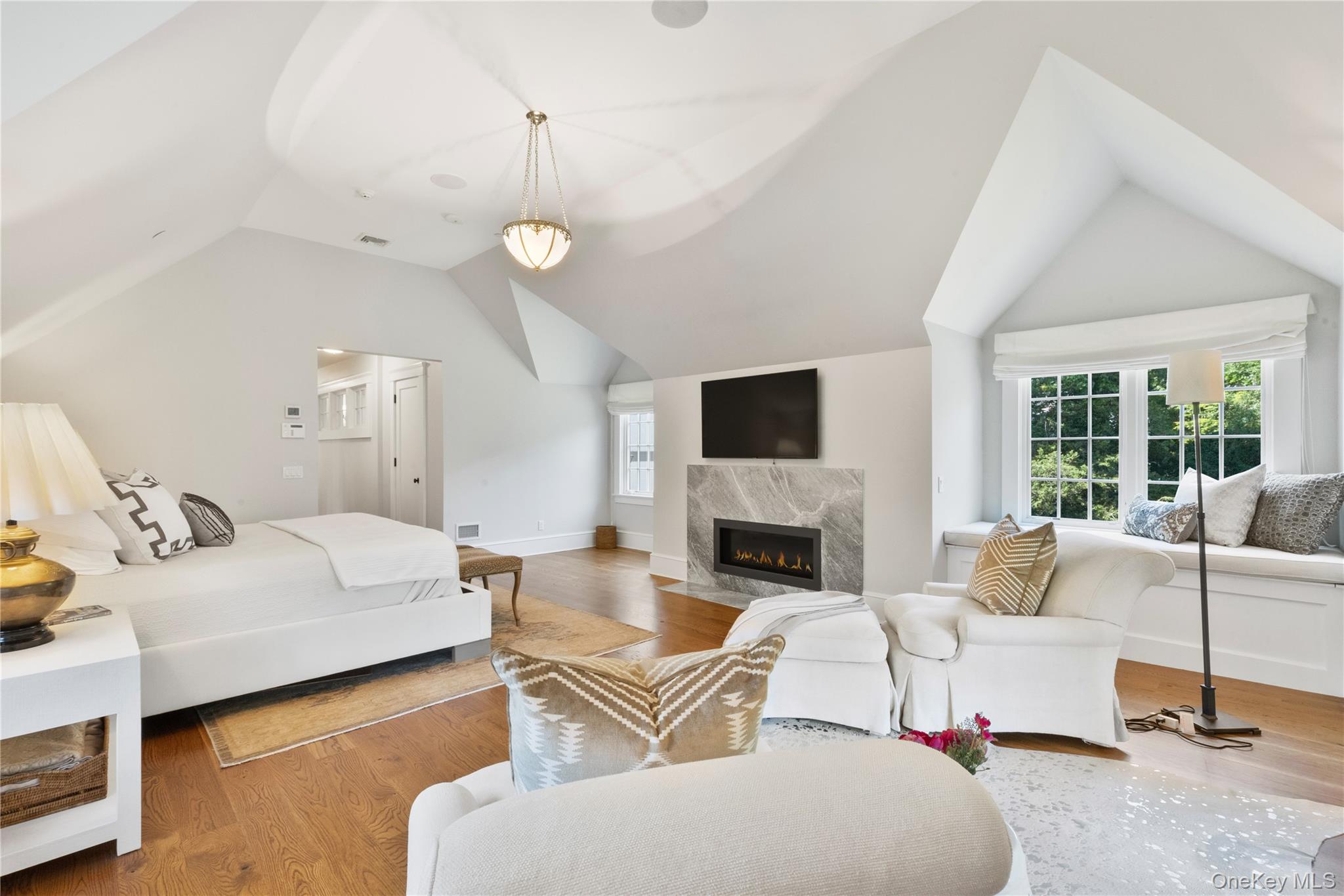 4 Commodore Avenue Property Photo 20