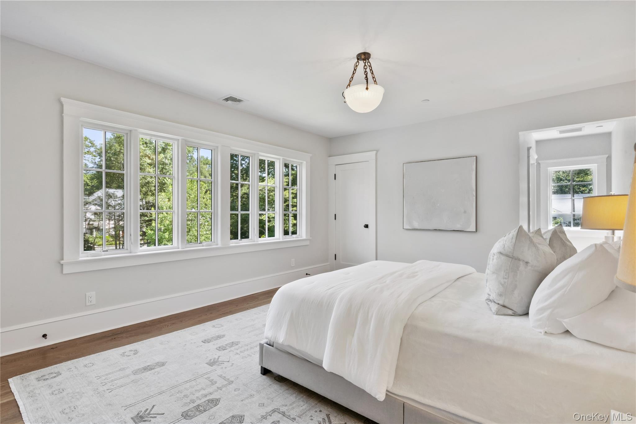 4 Commodore Avenue Property Photo 29