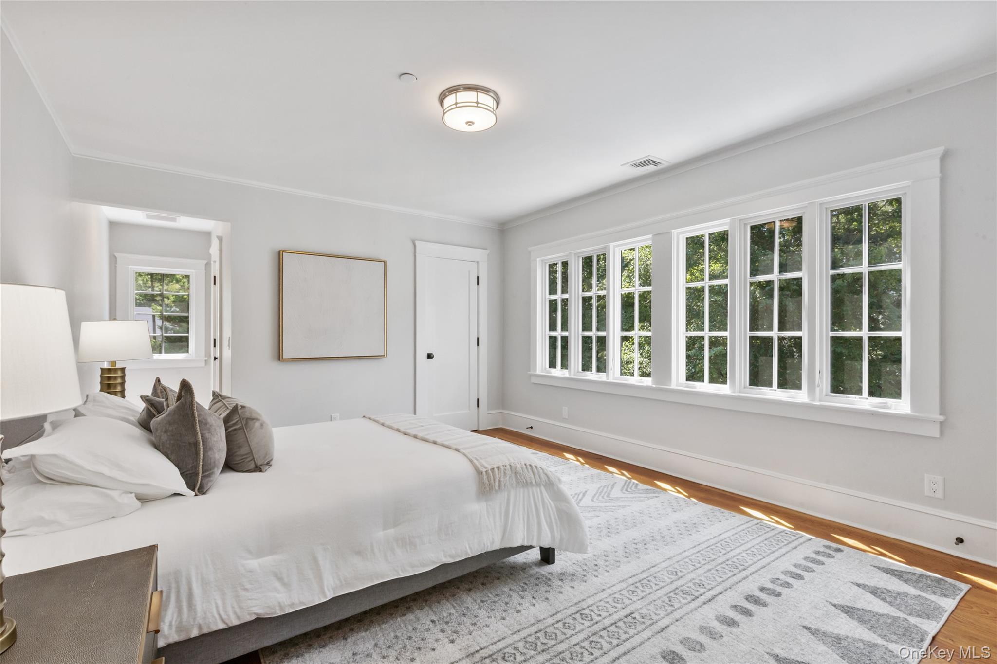 4 Commodore Avenue Property Photo 30