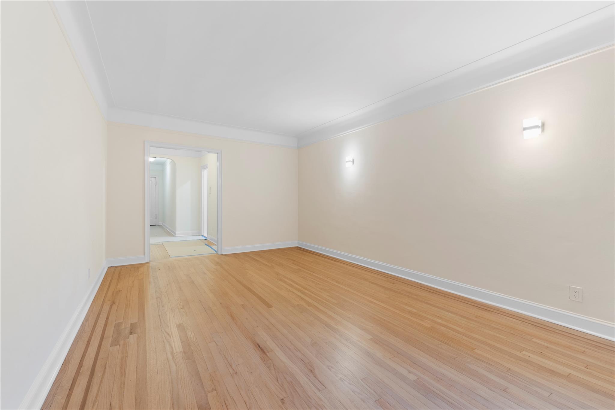 11007 73rd Road 4d Property Photo 3