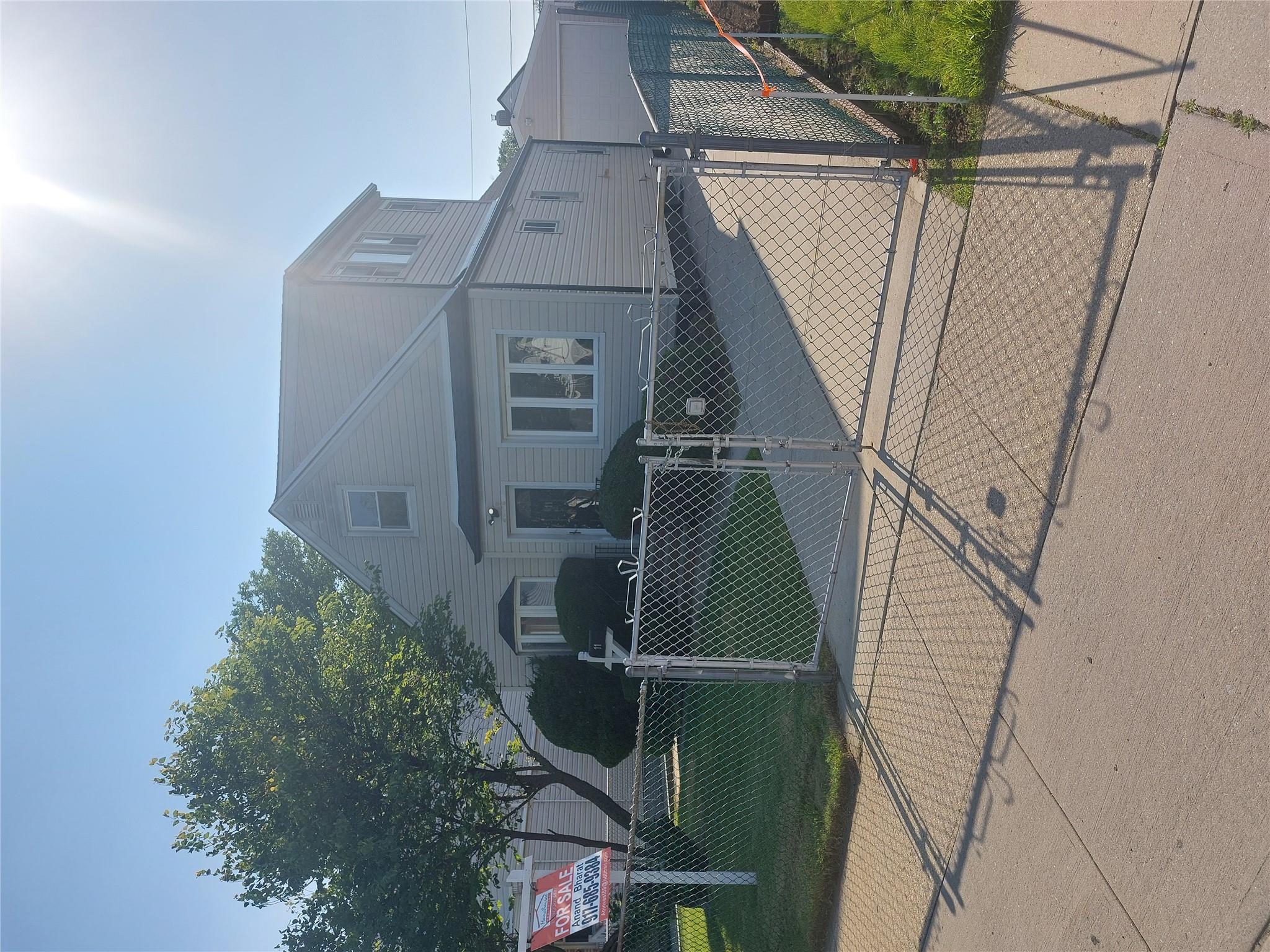 11 John Avenue Property Photo 1