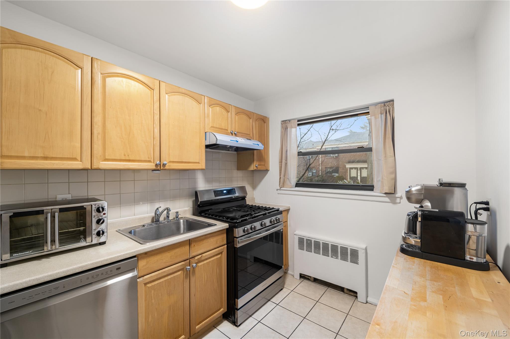 217-14 73rd Avenue 1st Fl Property Photo 17