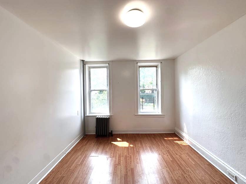 80-10 95th Avenue Property Photo 7