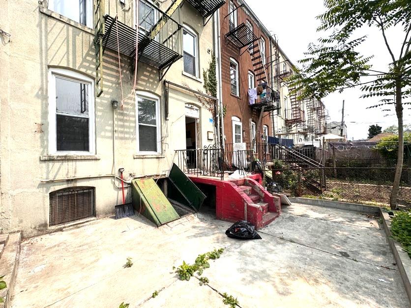 80-10 95th Avenue Property Photo 20