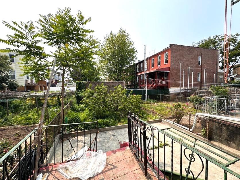 80-10 95th Avenue Property Photo 23