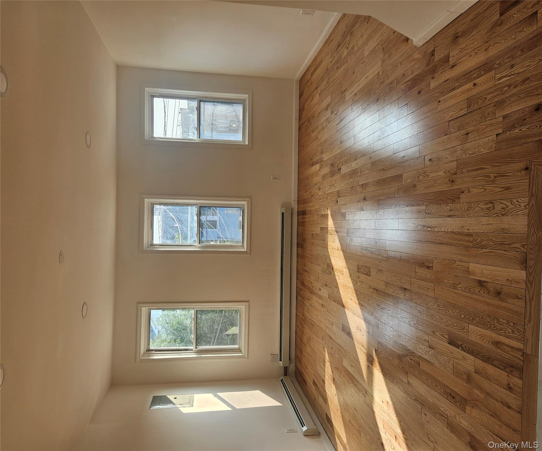 495 Milford Street Property Photo 11