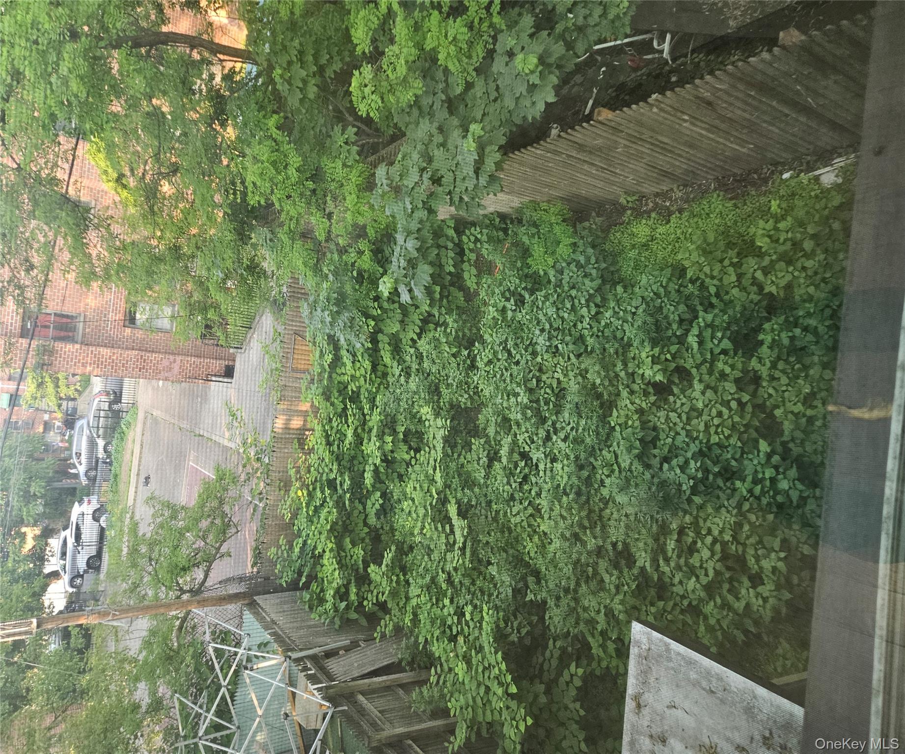 495 Milford Street Property Photo 13