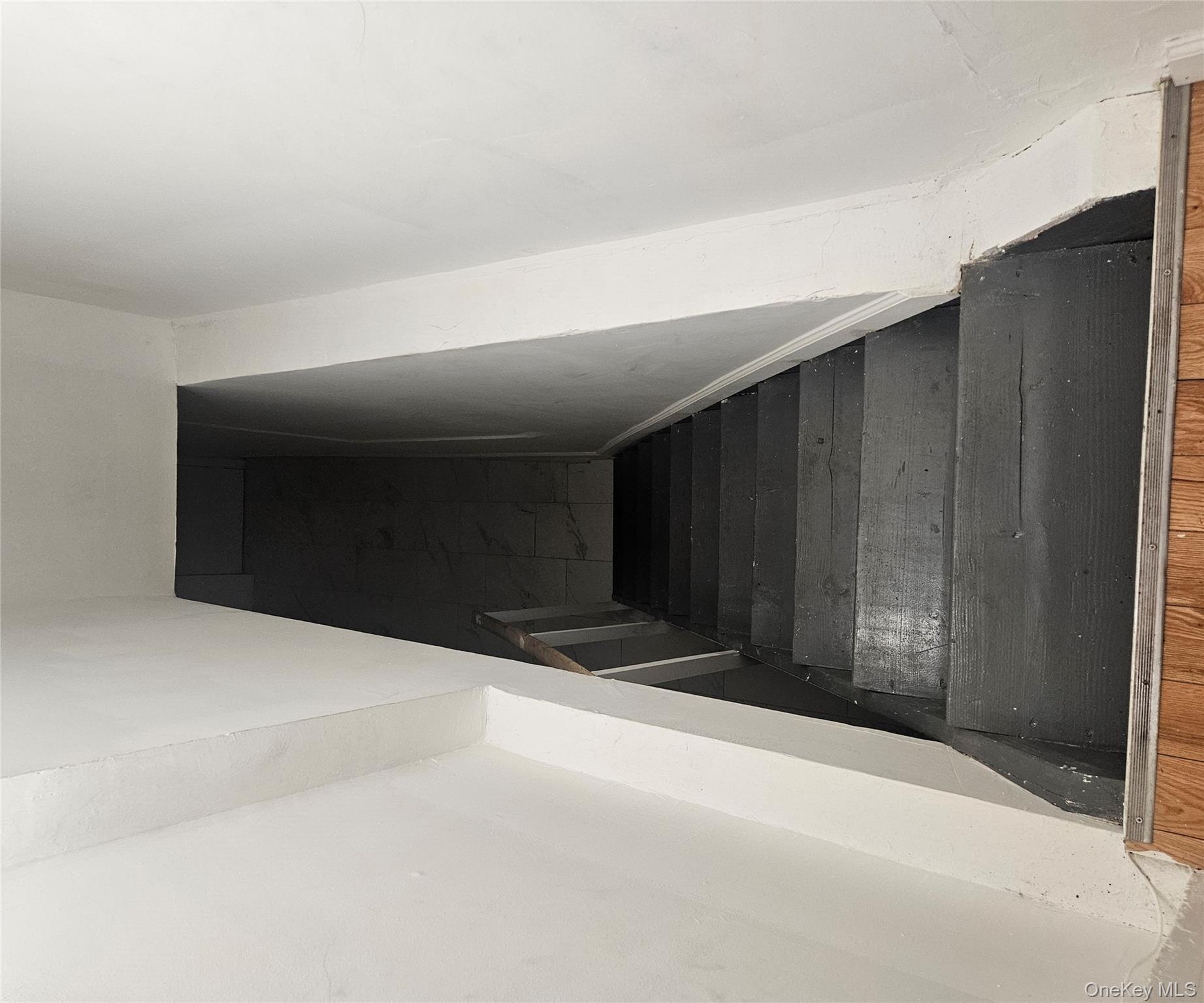 495 Milford Street Property Photo 16