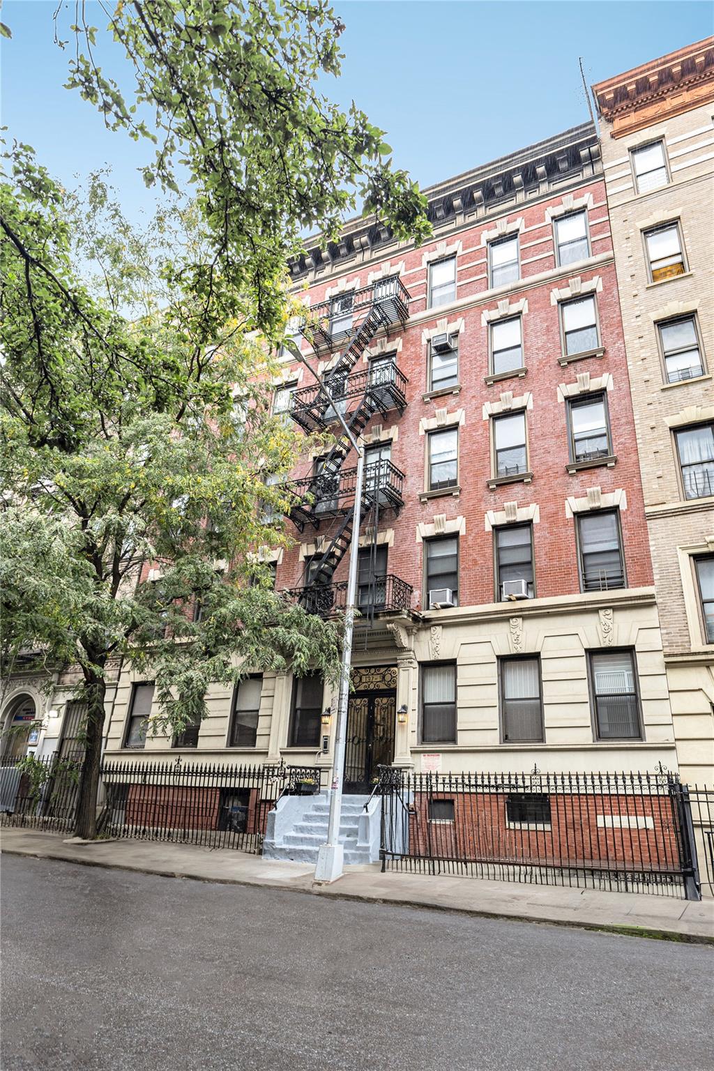 137-139 W 142nd Street 2d Property Photo 1