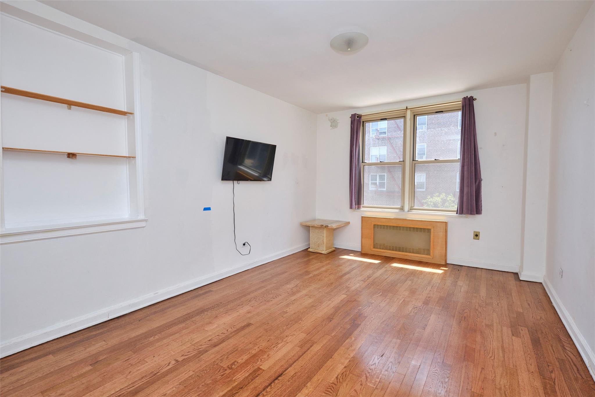67-25 Clyde Street 2l Property Photo 15