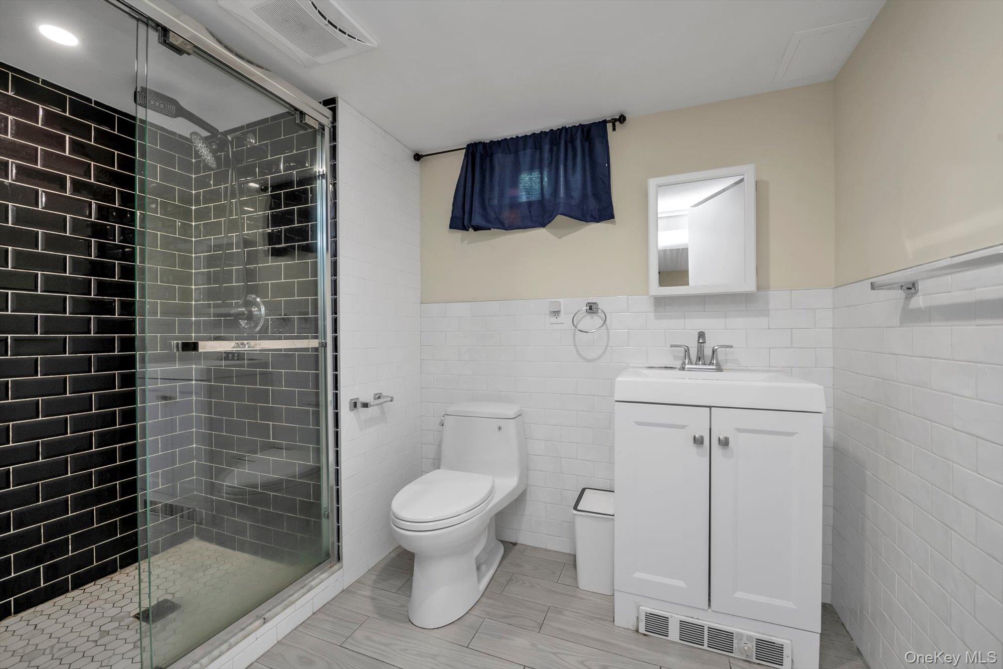 4360 Auburndale Lane Property Photo 14