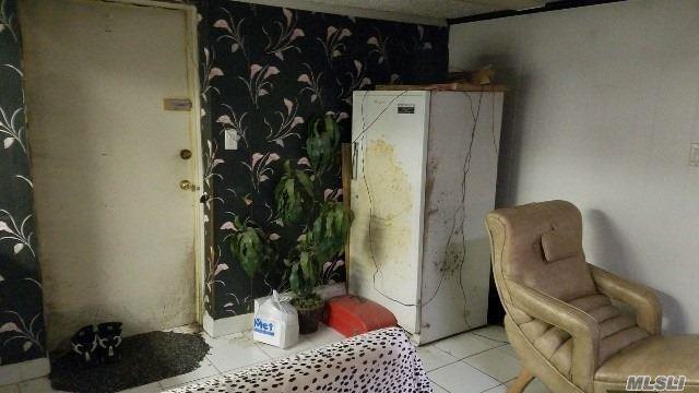 492 Pershing Boulevard Property Photo 9