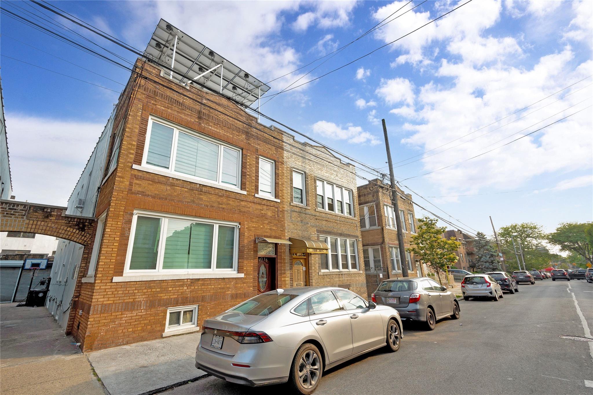 6018 Bleecker Street Property Photo 2