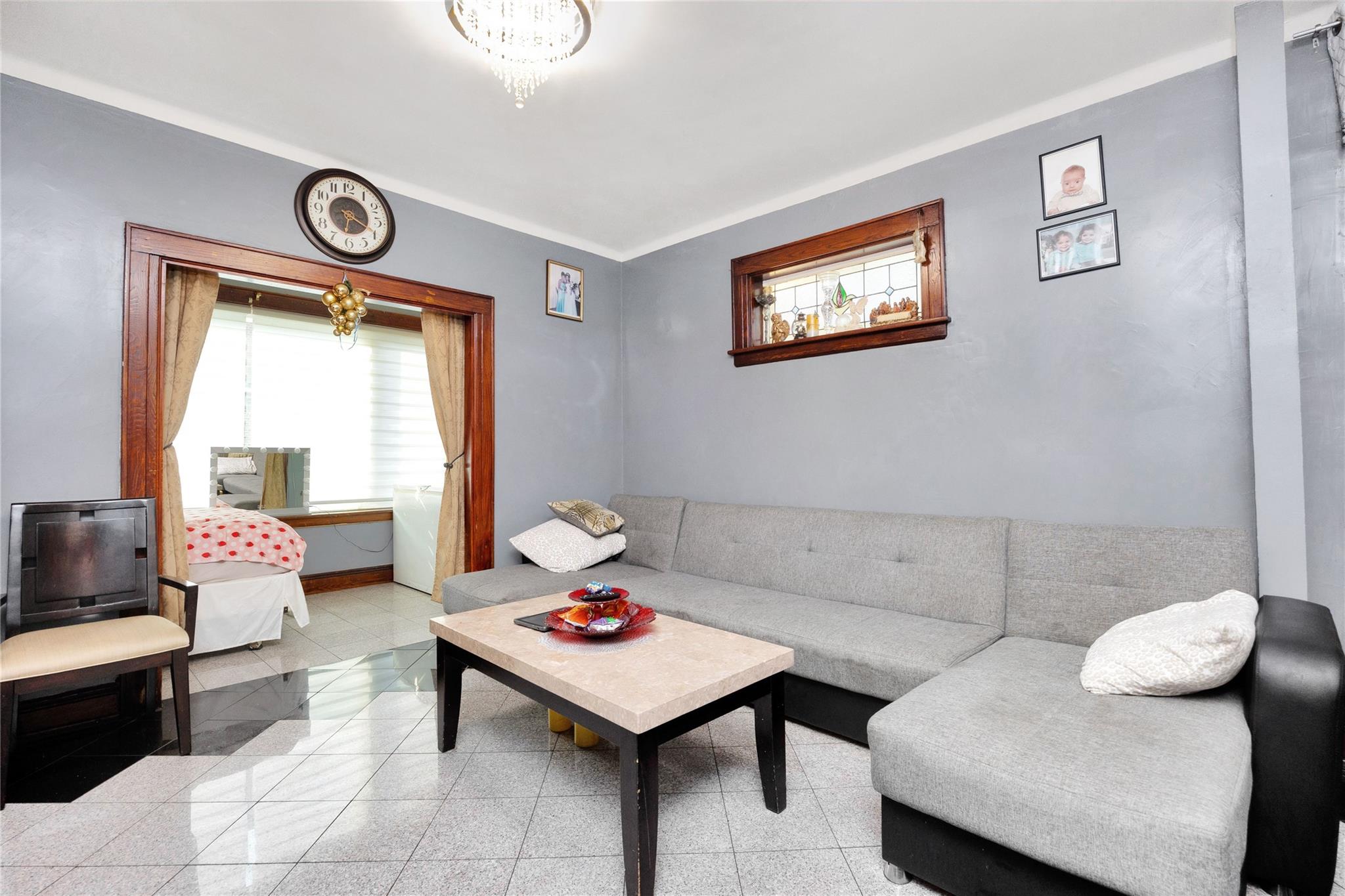 6018 Bleecker Street Property Photo 9