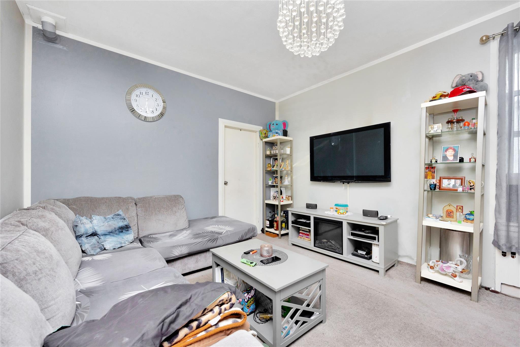 6018 Bleecker Street Property Photo 18