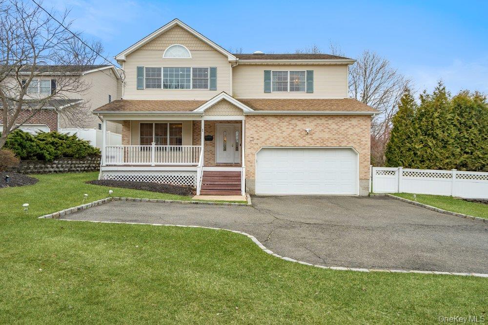 1 Fairway Drive Property Photo 1