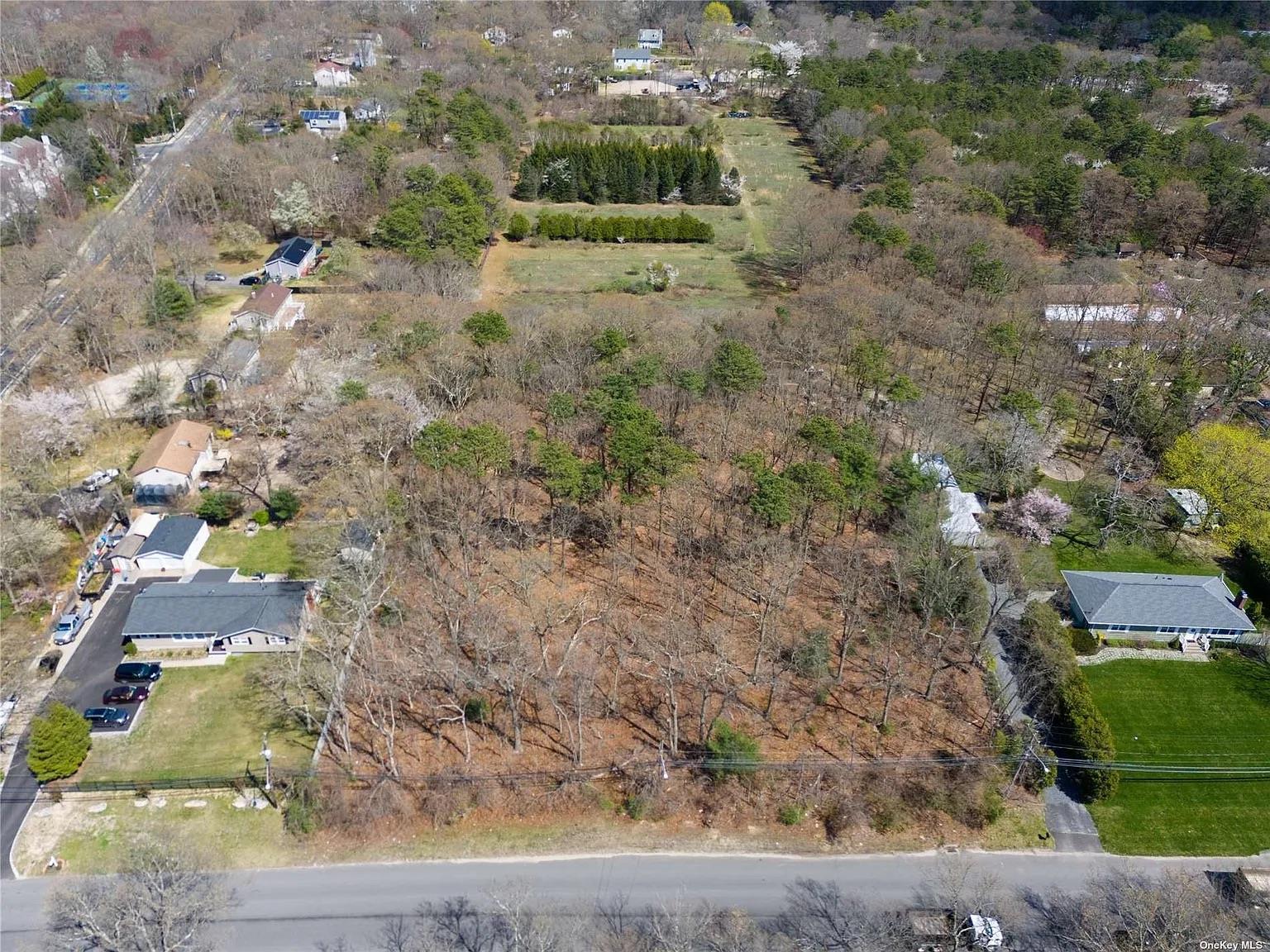 Cedarhurst Ave Property Photo 3