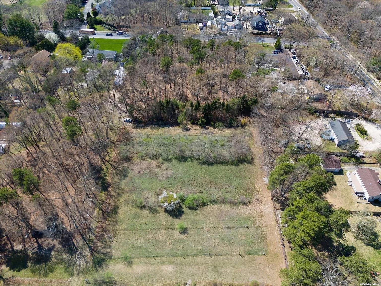 Cedarhurst Ave Property Photo 11