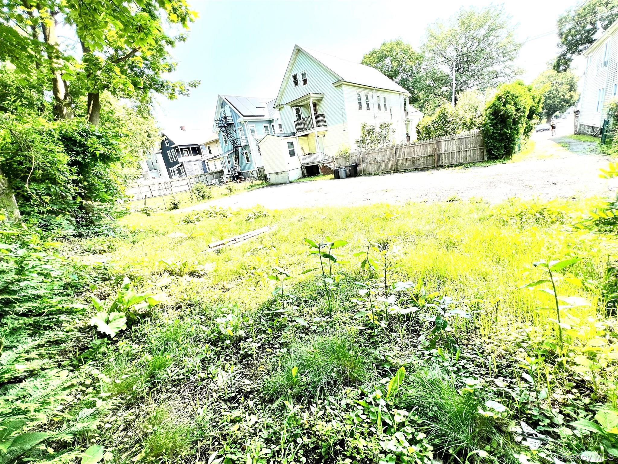 89 S Cherry Street Property Photo 4