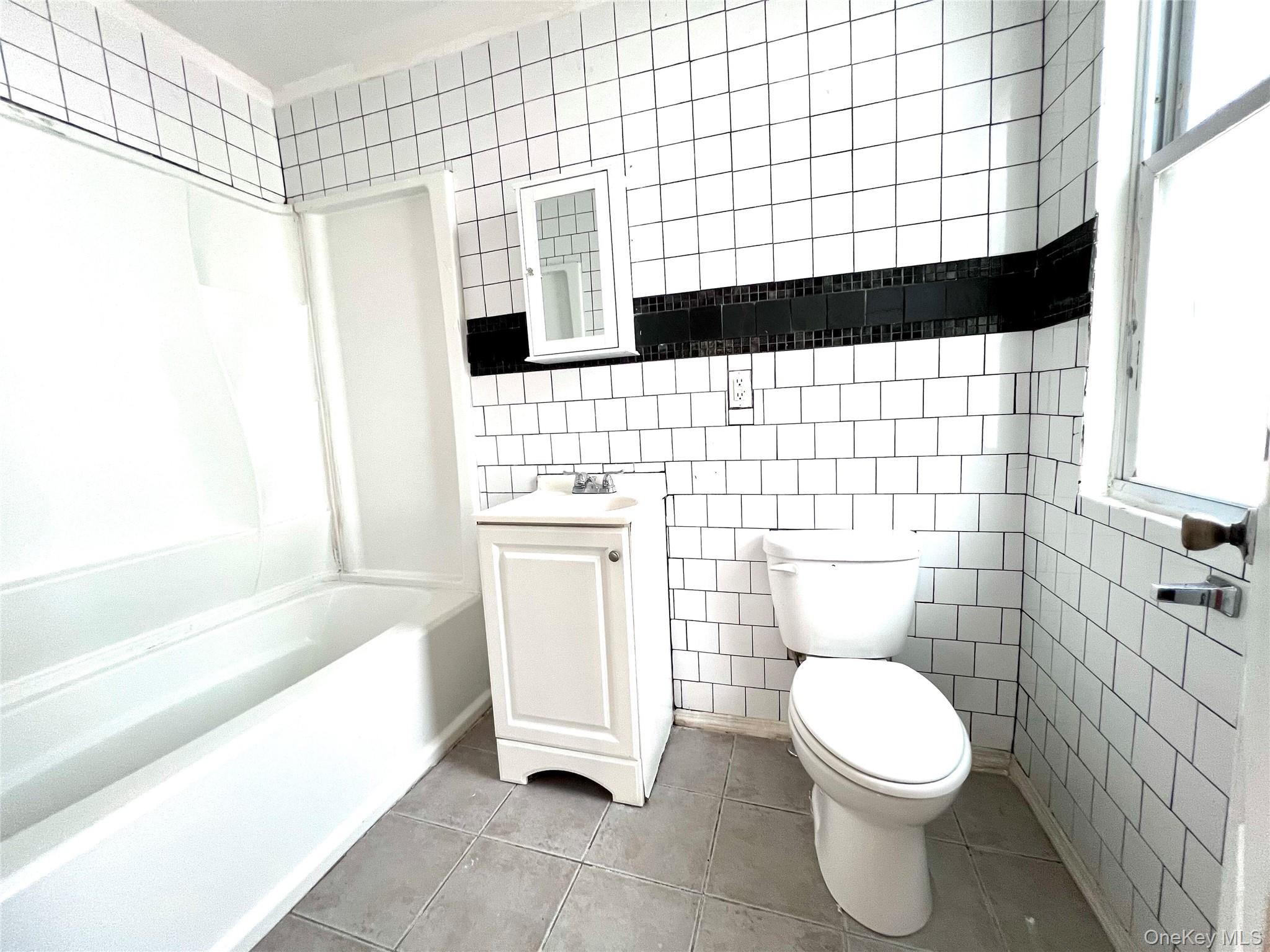 89 S Cherry Street Property Photo 14