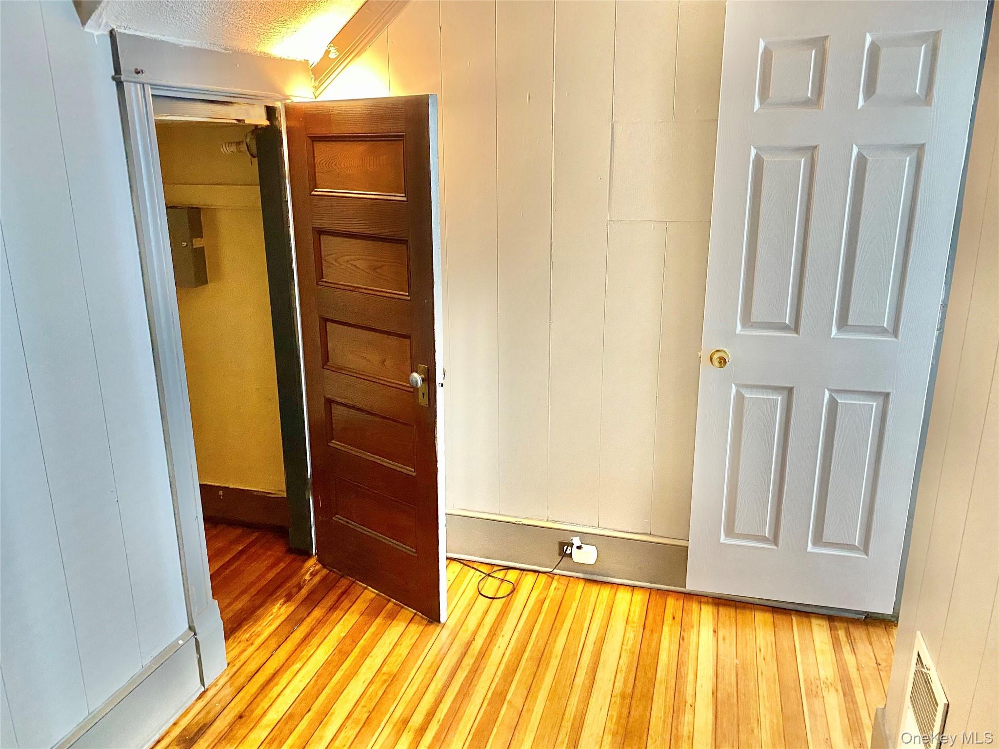 89 S Cherry Street Property Photo 19