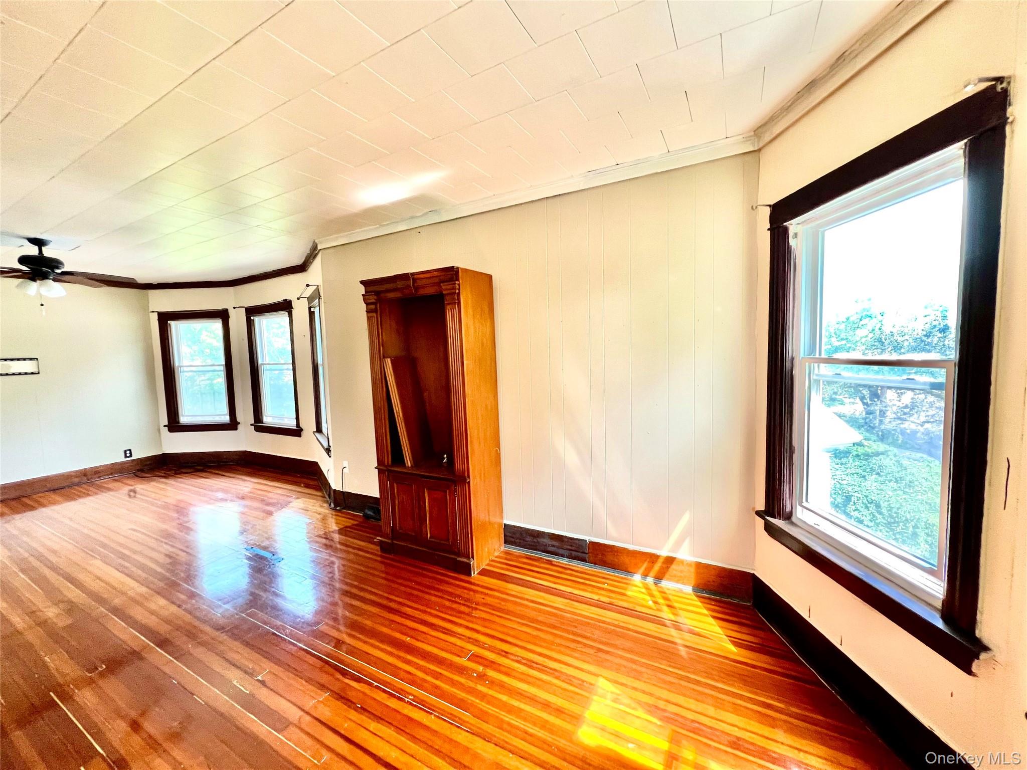 89 S Cherry Street Property Photo 24