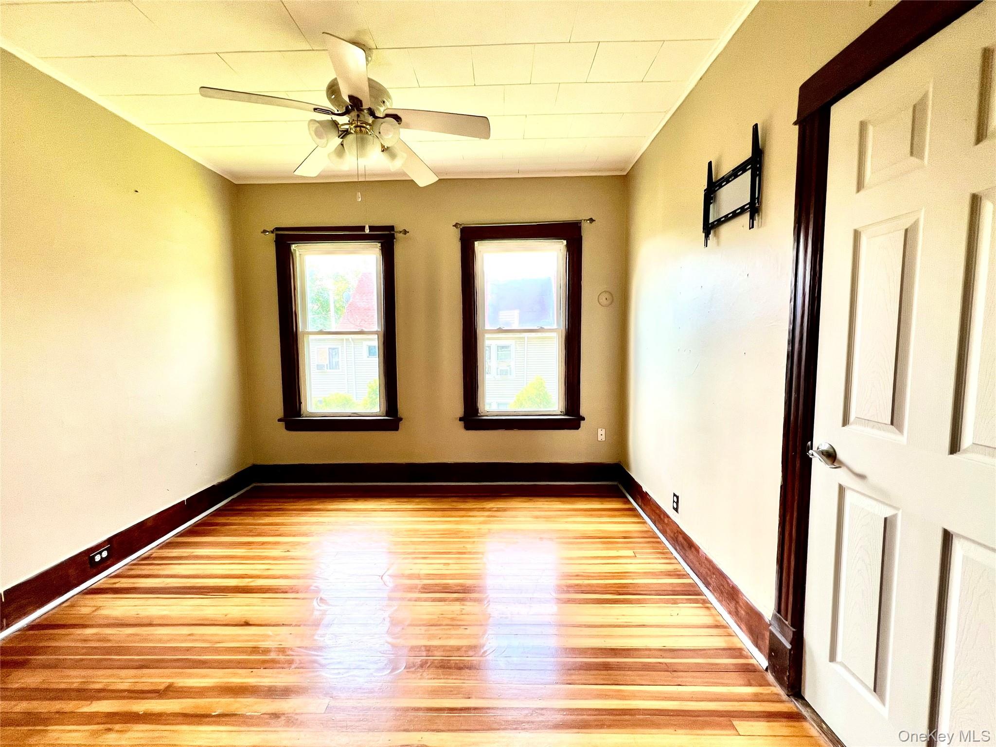 89 S Cherry Street Property Photo 31