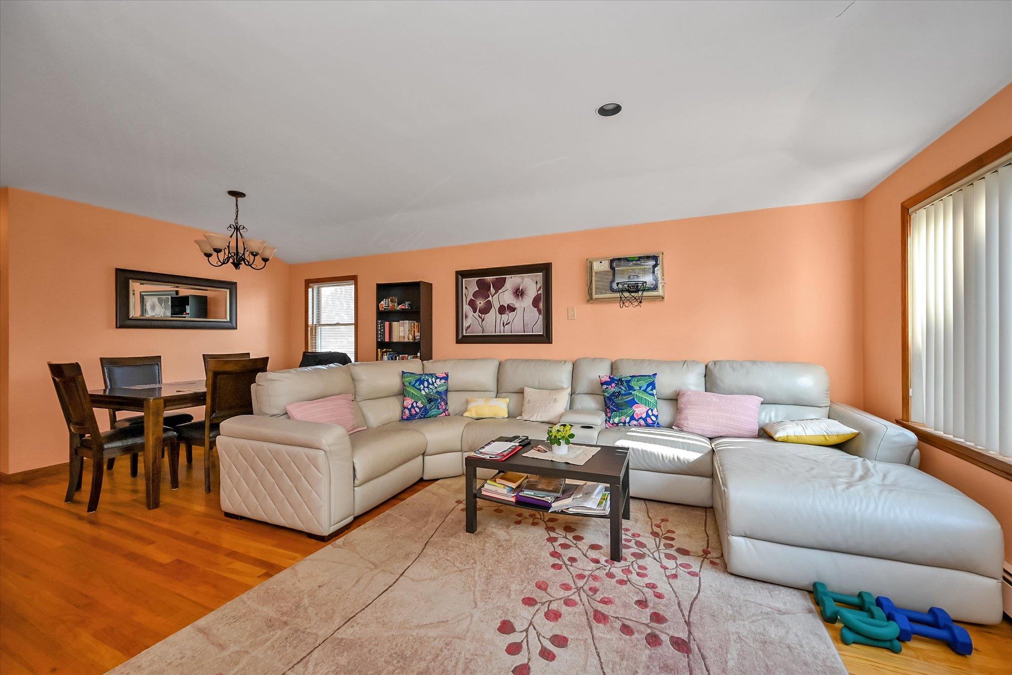 4539 192nd Street Property Photo 4