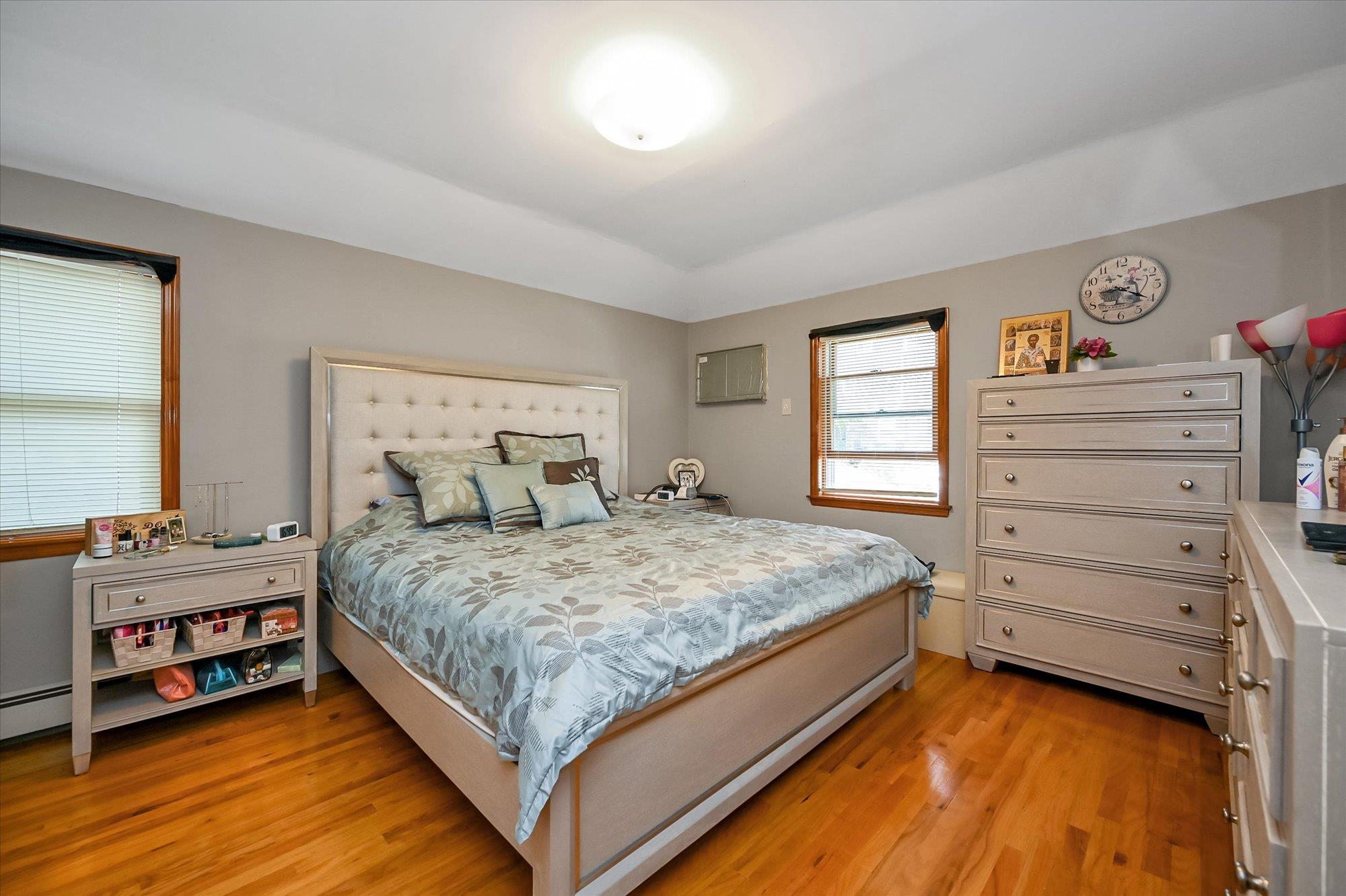 4539 192nd Street Property Photo 7