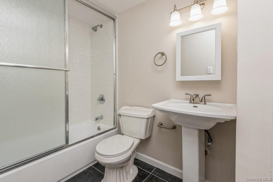 2399 Union Boulevard 5a Property Photo 14