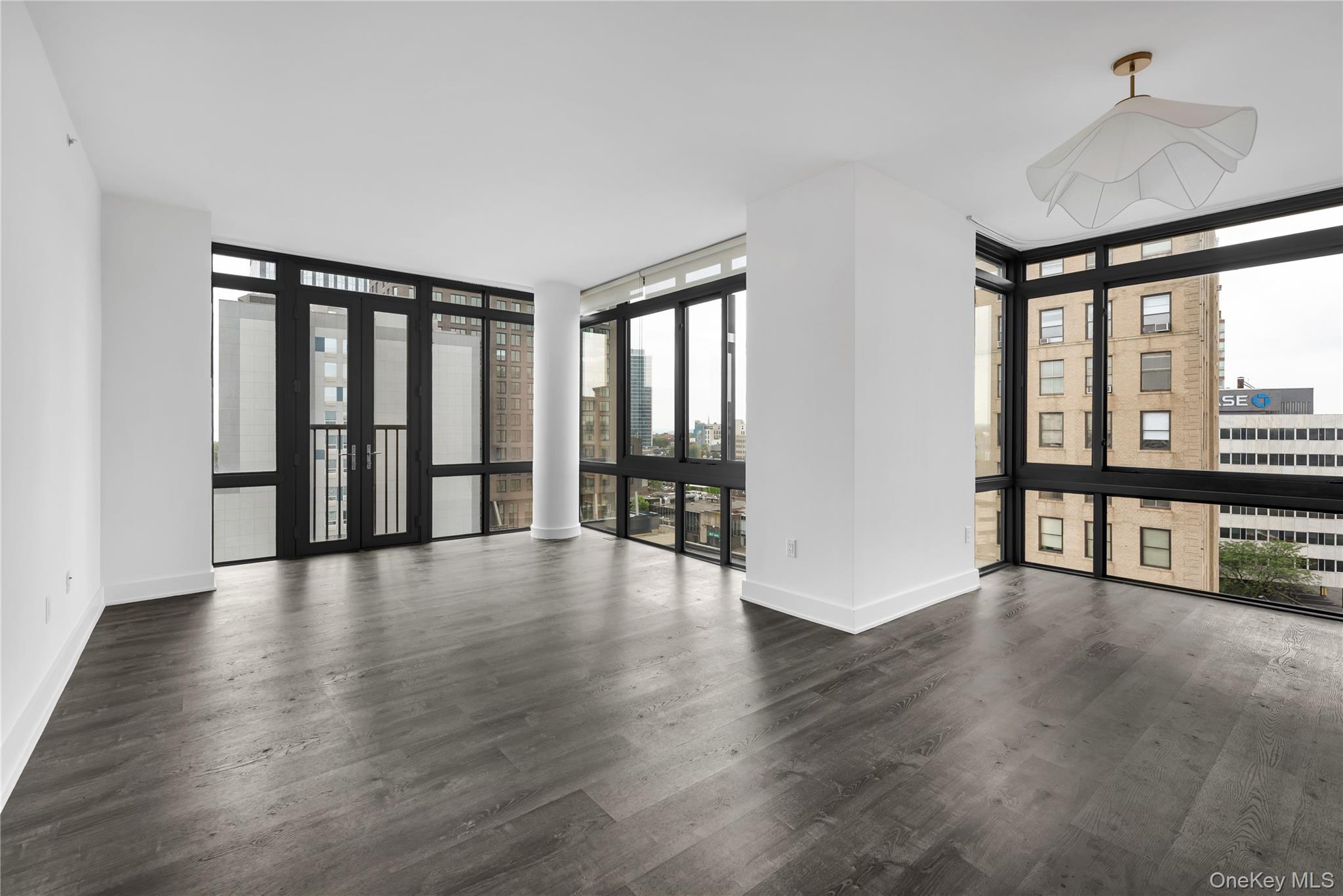 175 Huguenot Street 1106 Property Photo 1