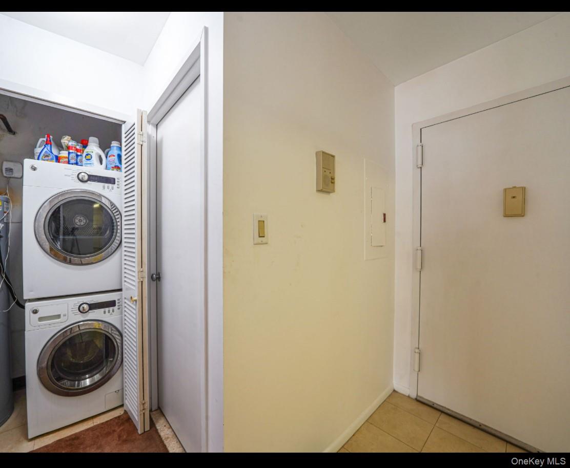 360 Shore Road 4b Property Photo 26