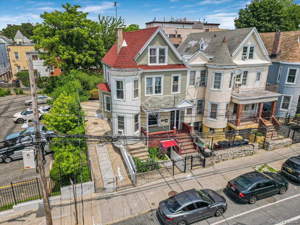 661 E 225th Street Property Photo 2