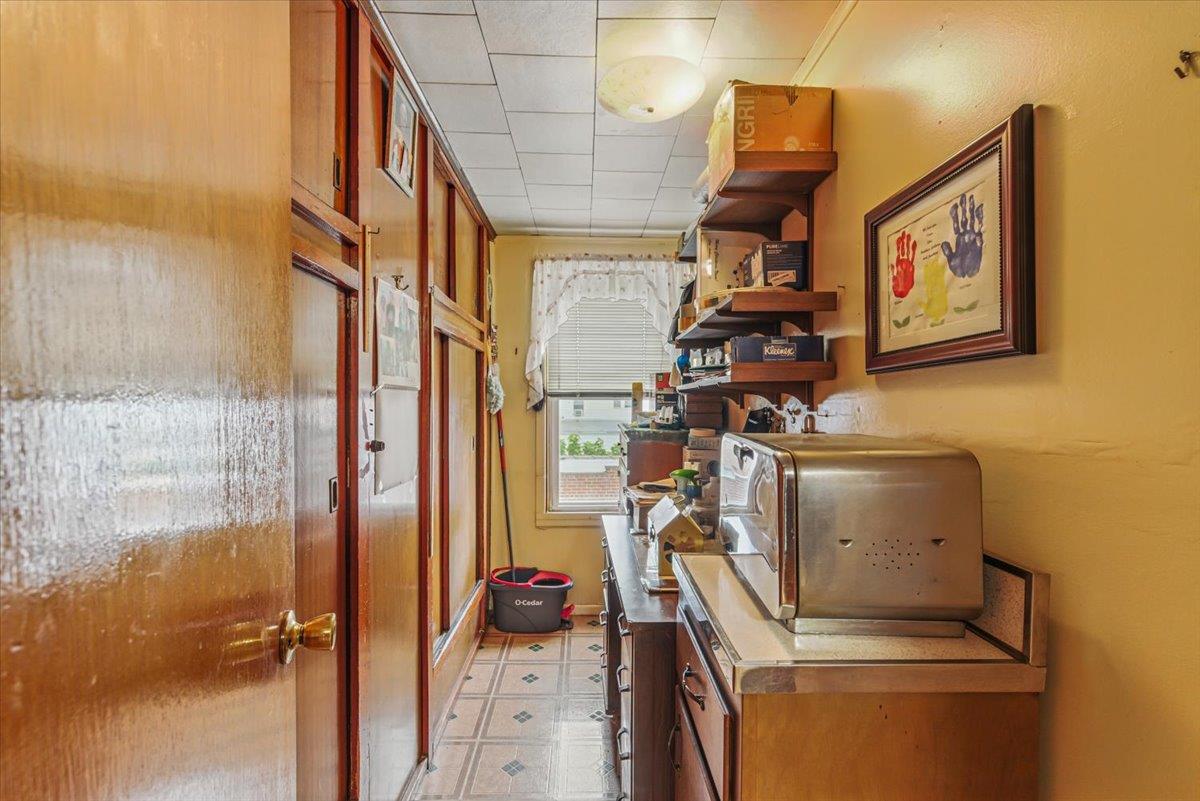 10364 52nd Avenue Property Photo 9