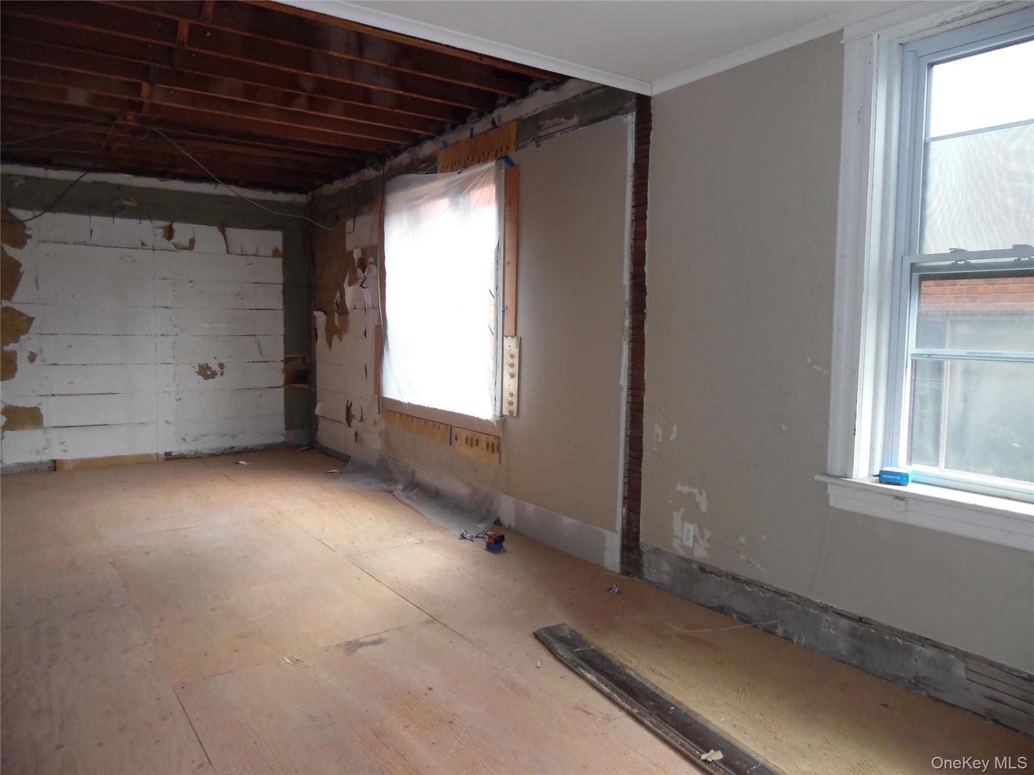 5 Bank St Property Photo 17