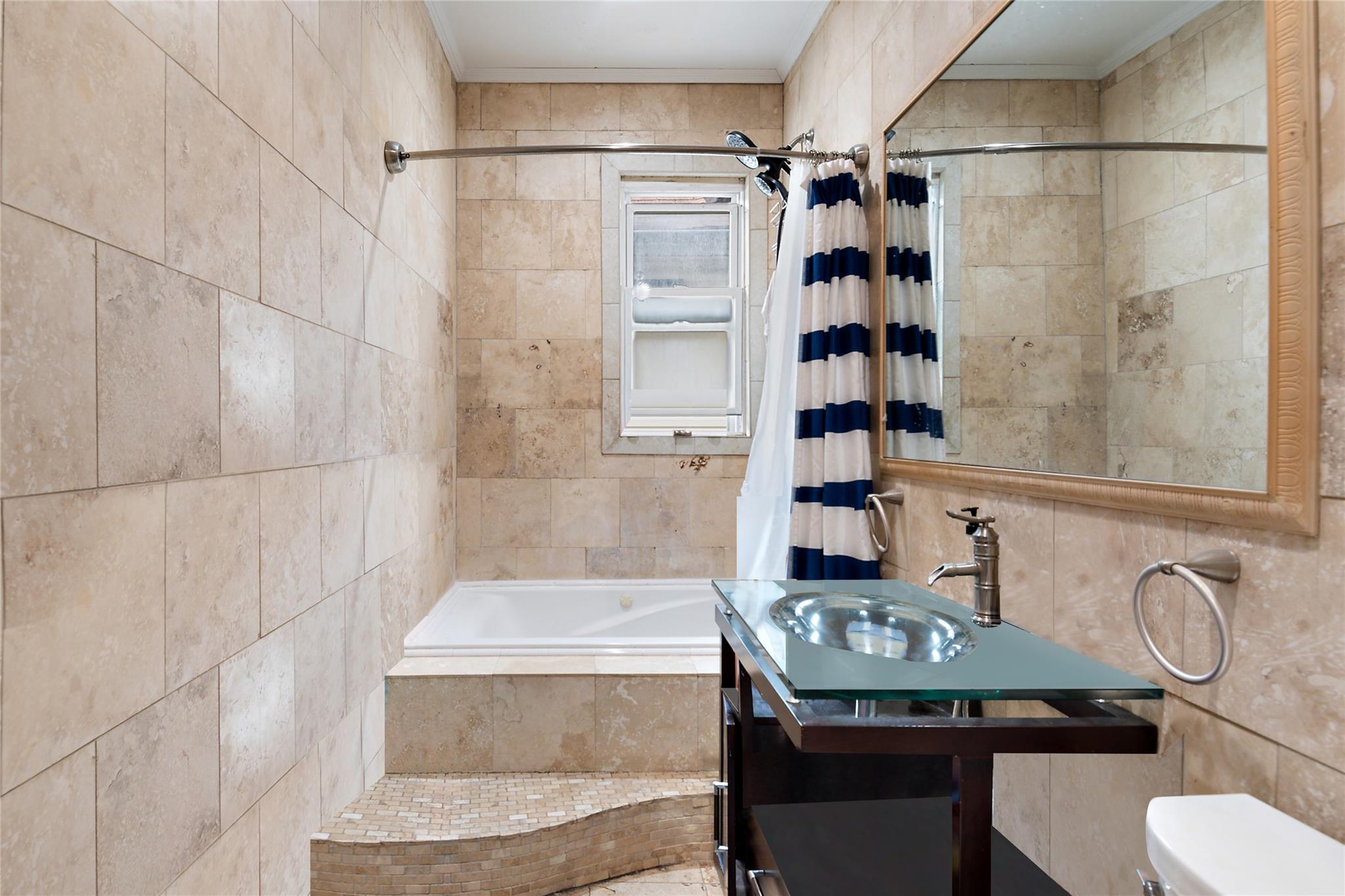 4318 Edson Avenue Property Photo 6