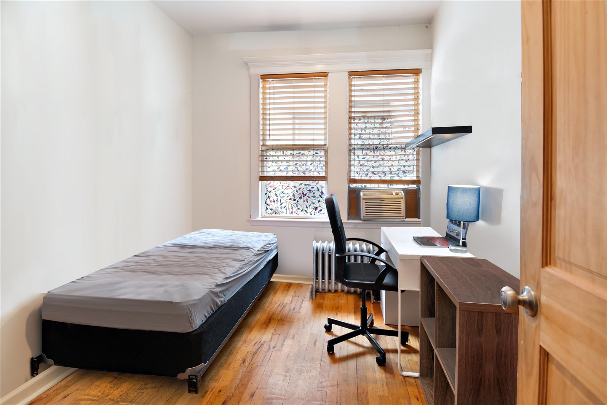 4318 Edson Avenue Property Photo 9