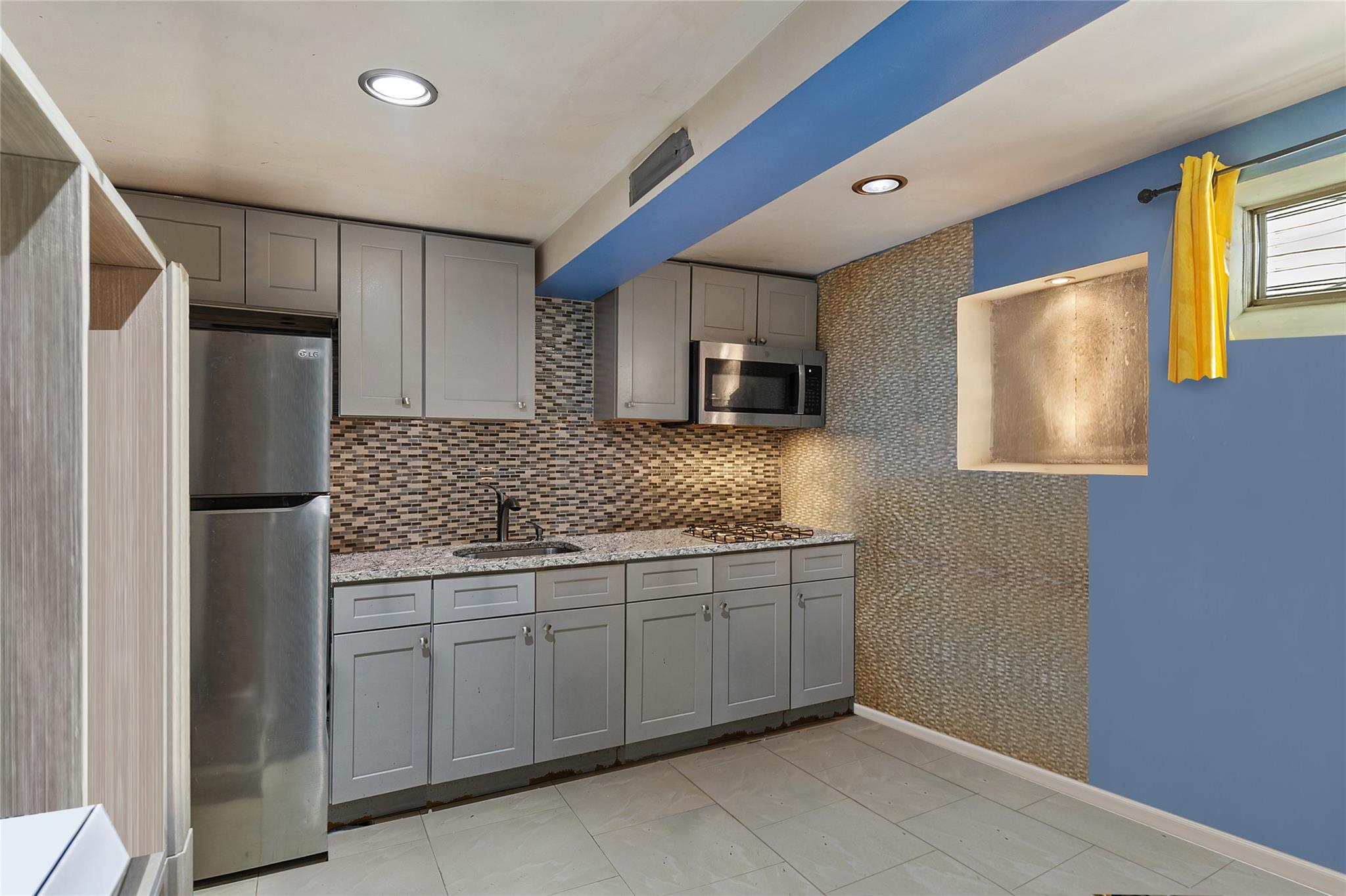 4318 Edson Avenue Property Photo 15