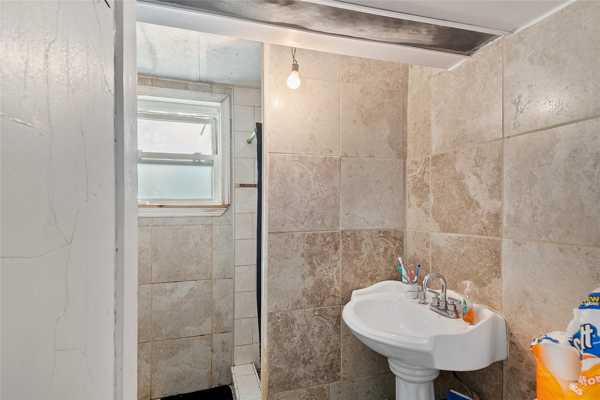 4318 Edson Avenue Property Photo 16