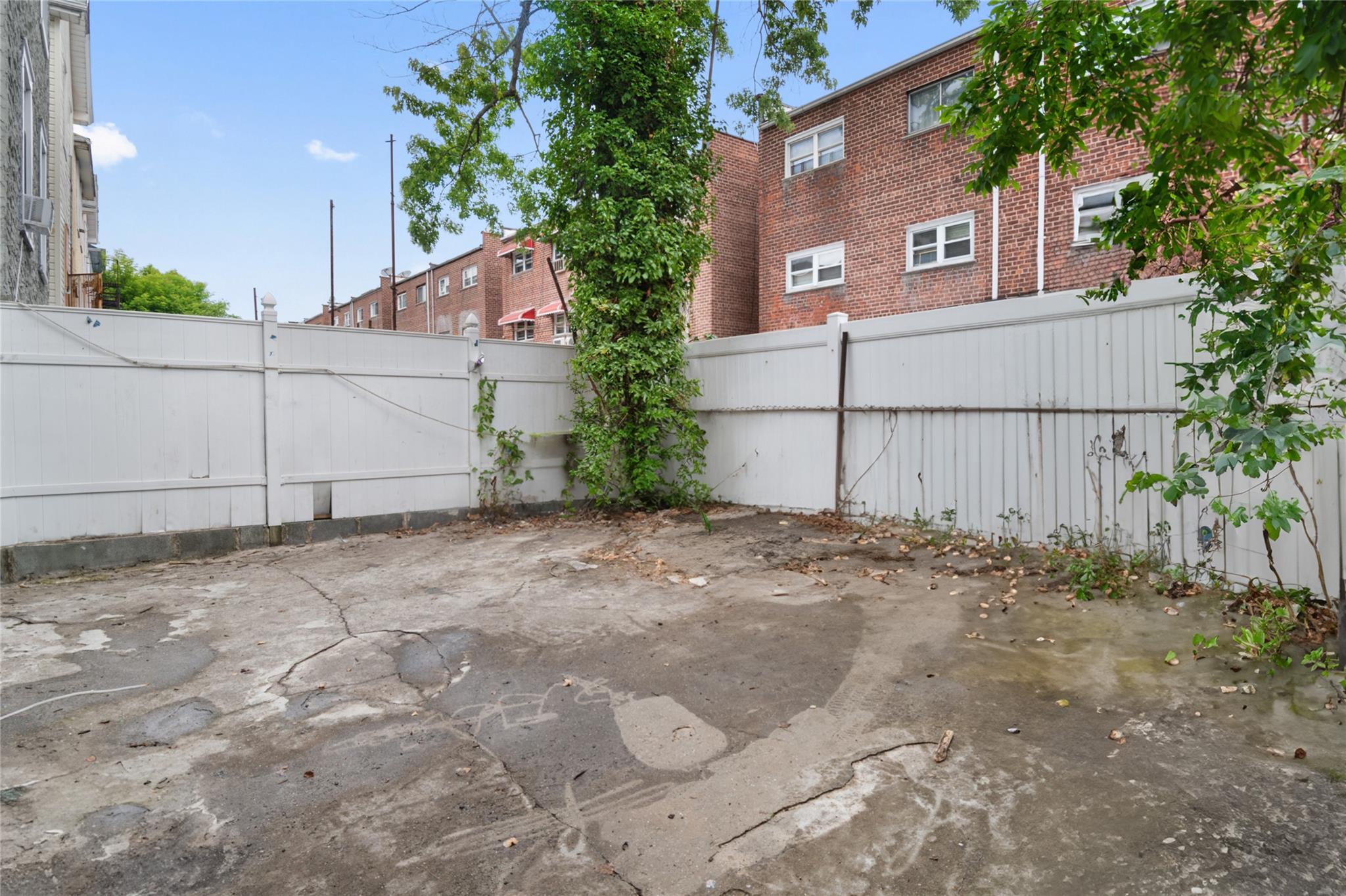 4318 Edson Avenue Property Photo 19