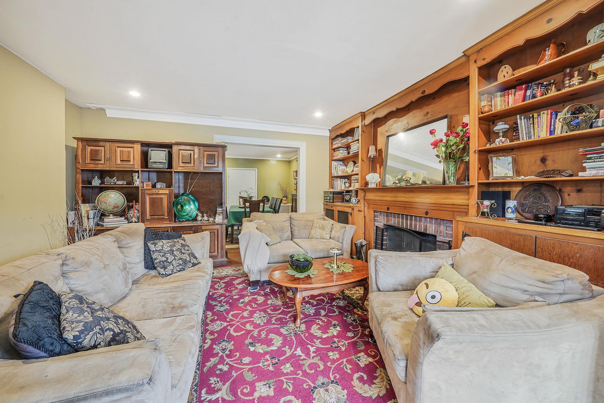 8511 169th Street Property Photo 7