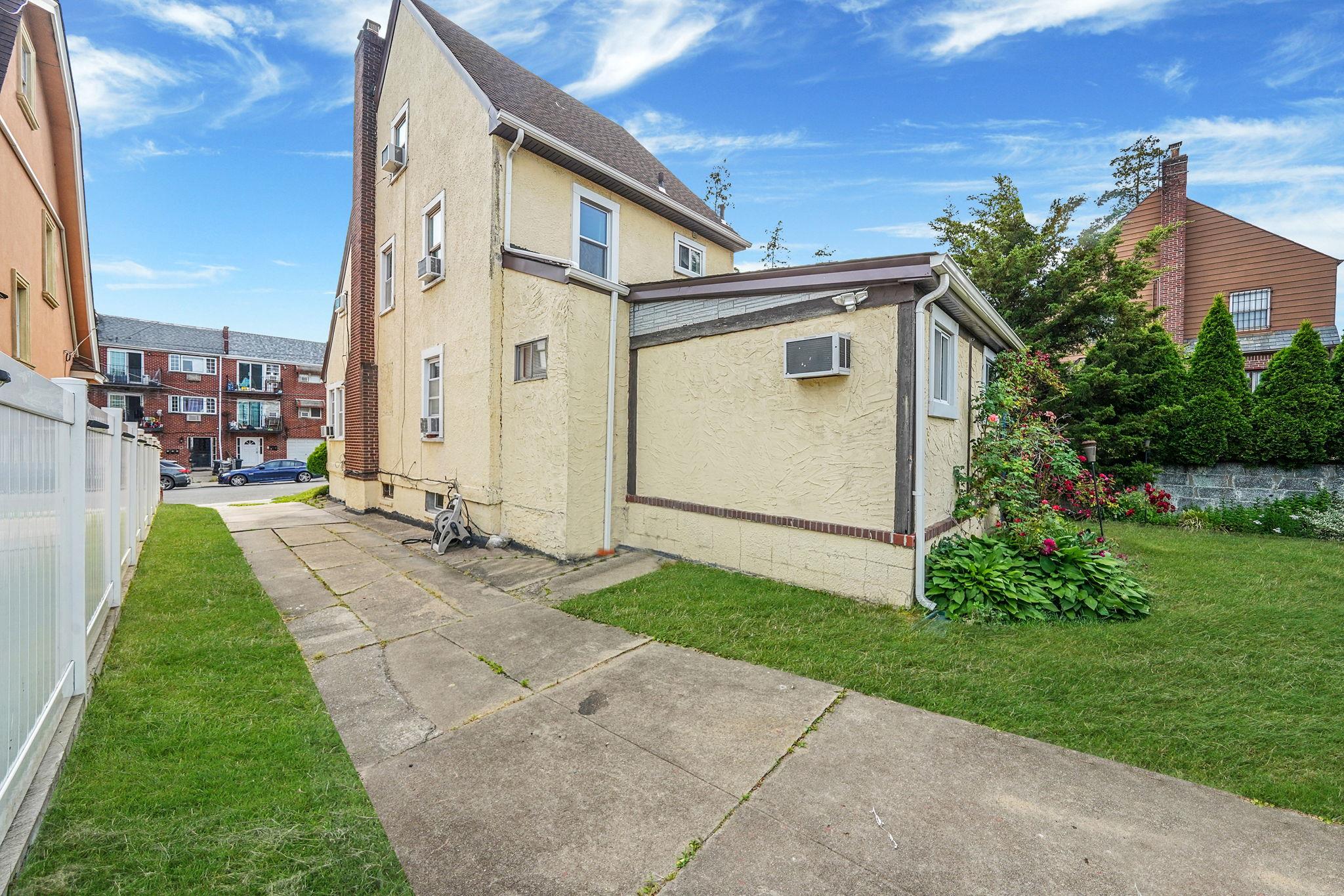 8511 169th Street Property Photo 34