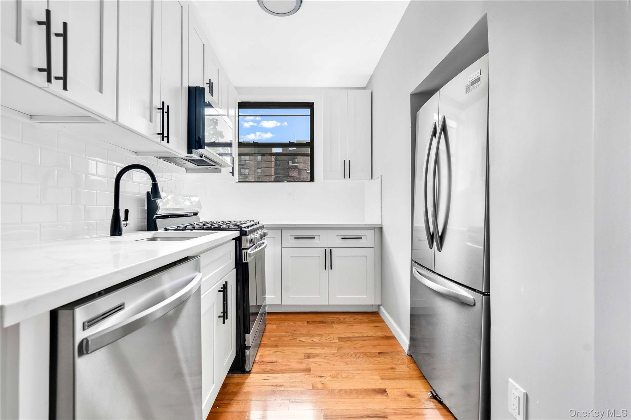 589 Lenox Road Property Photo 11