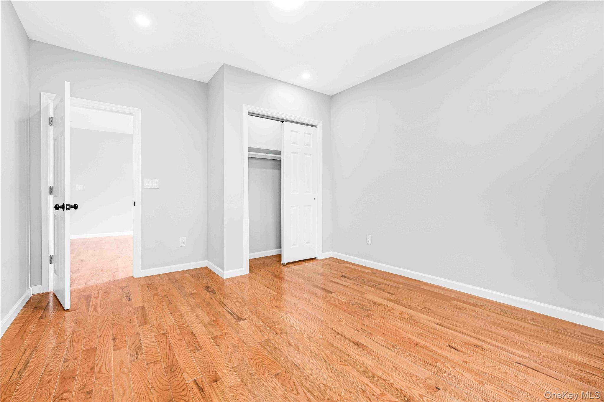 589 Lenox Road Property Photo 14