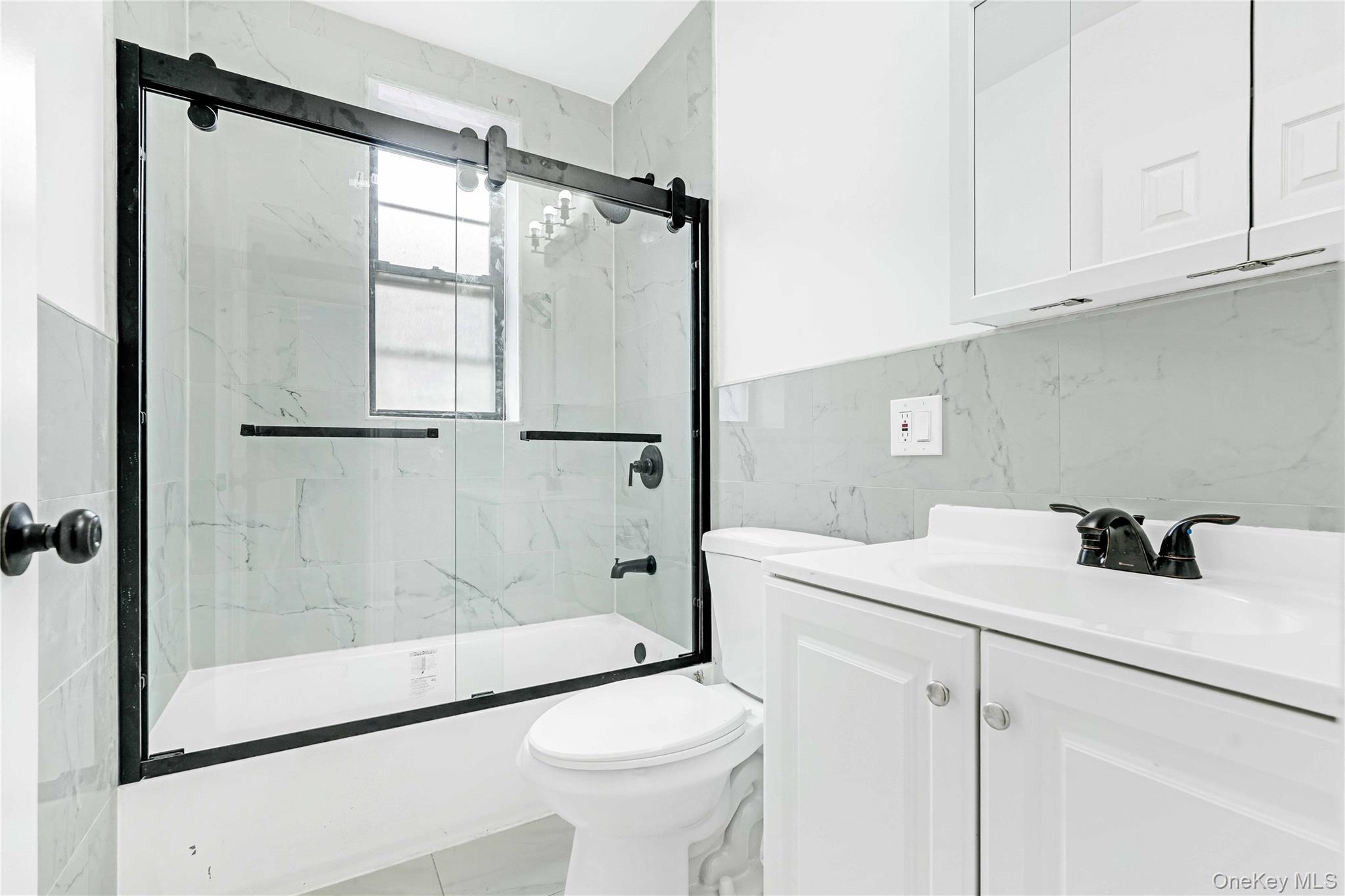 589 Lenox Road Property Photo 17