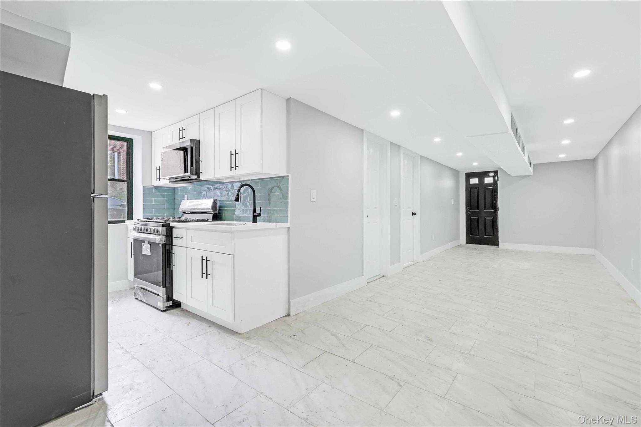 589 Lenox Road Property Photo 19