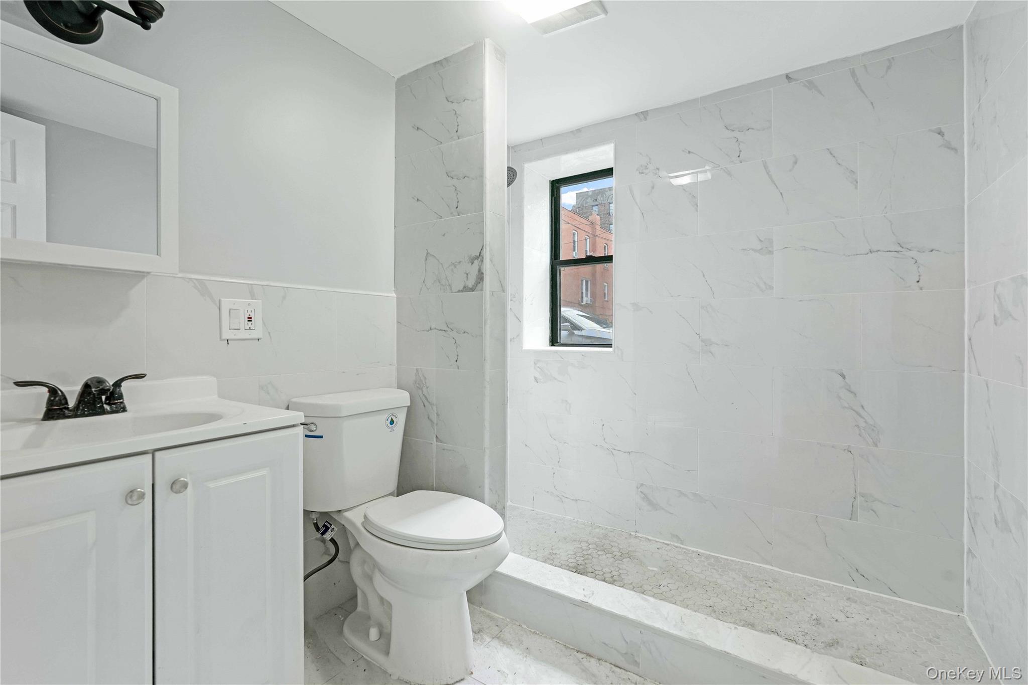 589 Lenox Road Property Photo 22