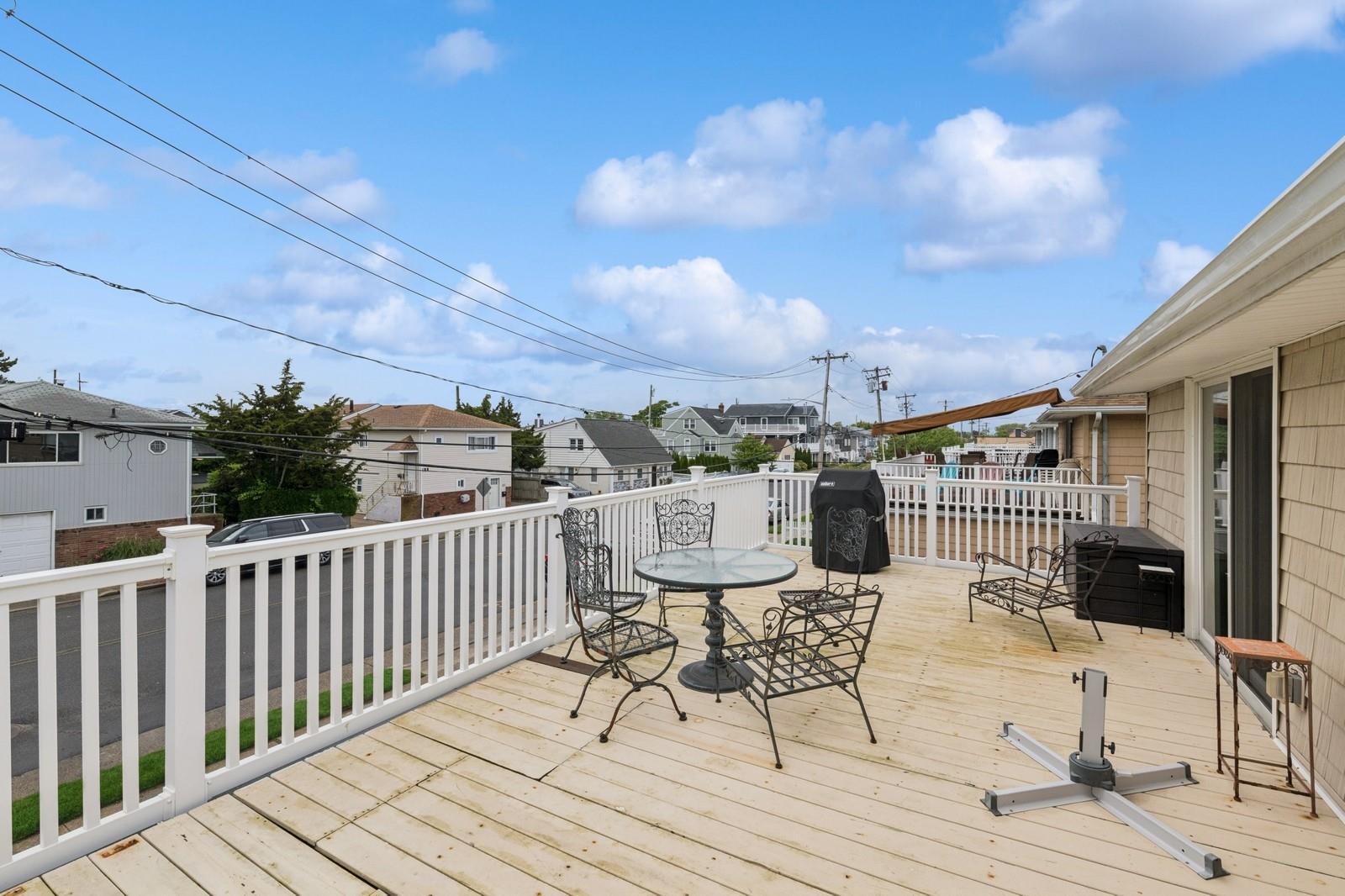 106 Maple Boulevard Property Photo 25