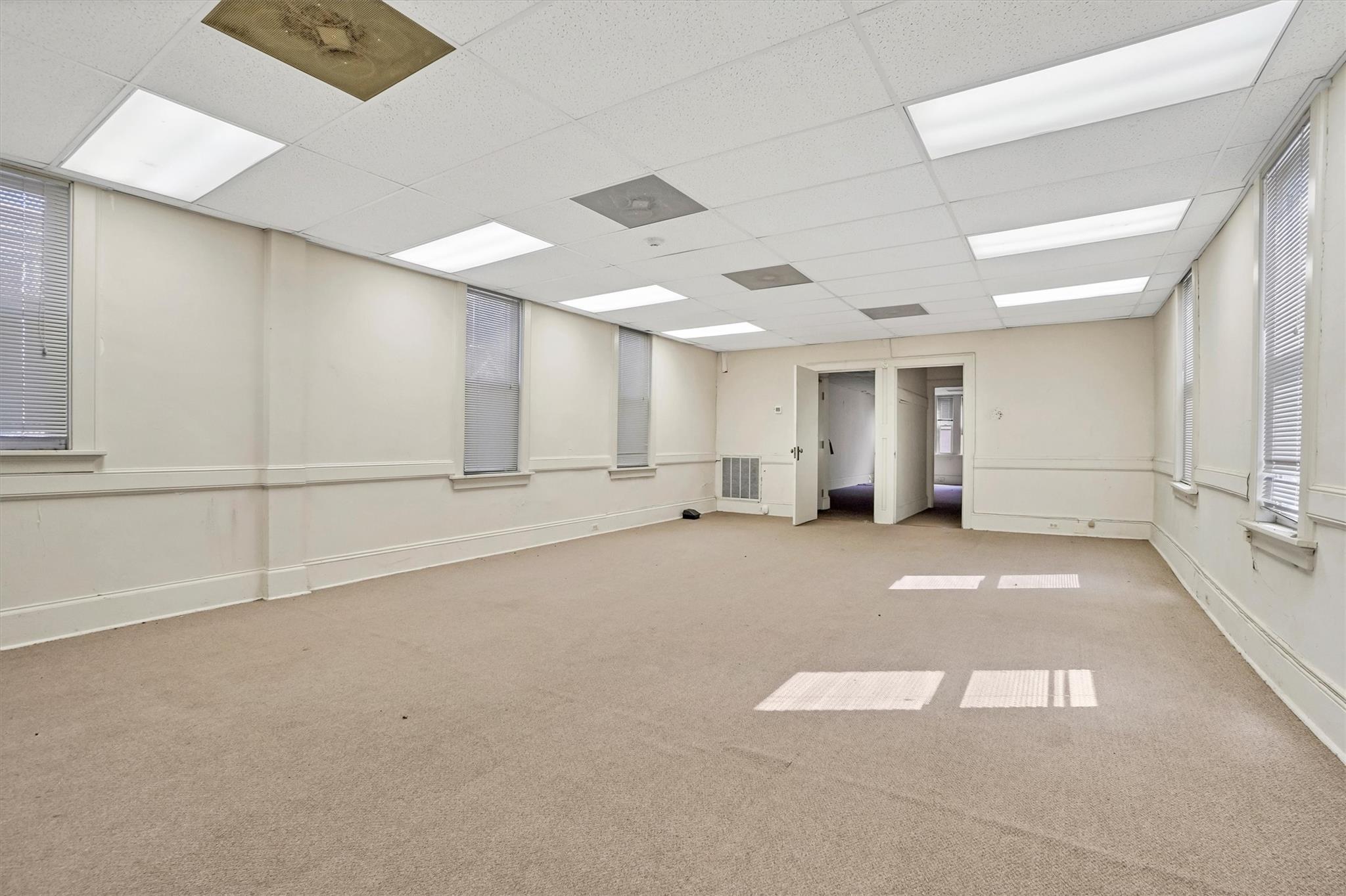 24 John Street Property Photo 35